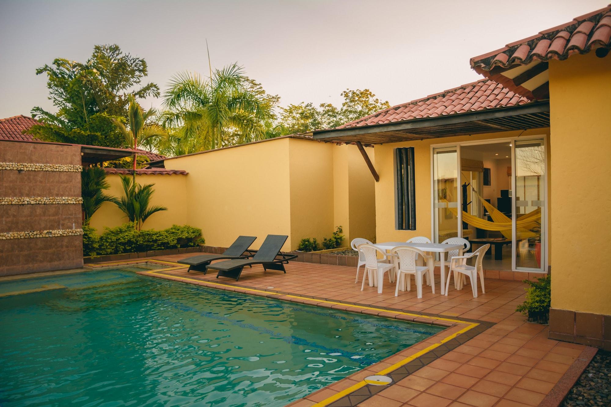 Hotel Paloverde Villas Campestres Apiay Dış mekan fotoğraf