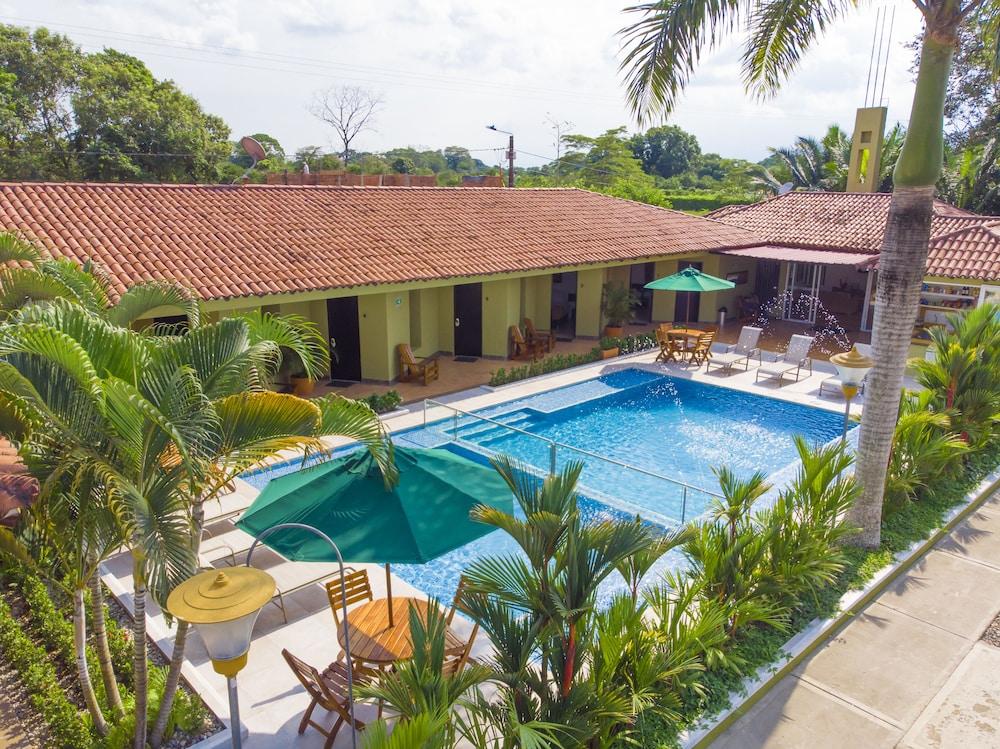 Hotel Paloverde Villas Campestres Apiay Dış mekan fotoğraf