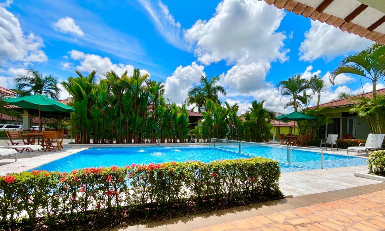 Hotel Paloverde Villas Campestres Apiay Dış mekan fotoğraf